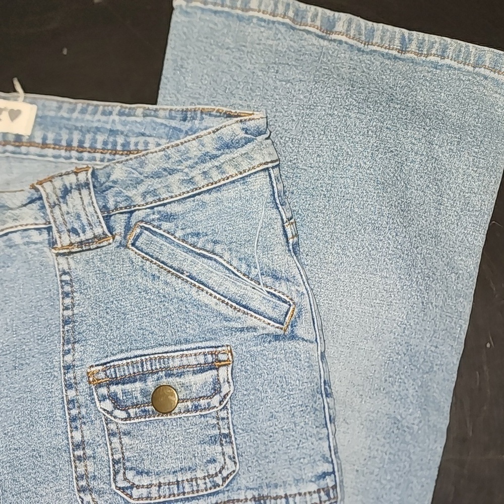 Joe Boxer Vintage Light Blue Denim Cropped Jeans Sz 13 - Picture 2 of 5
